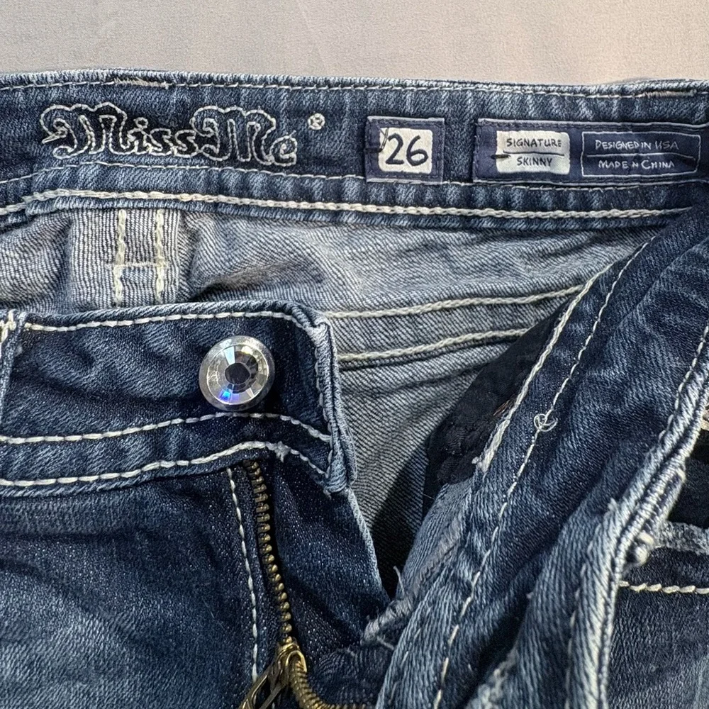 Miss Me Signature Skinny Jeans Embellished Pocket Mid Rise Stretch Sz 26💛